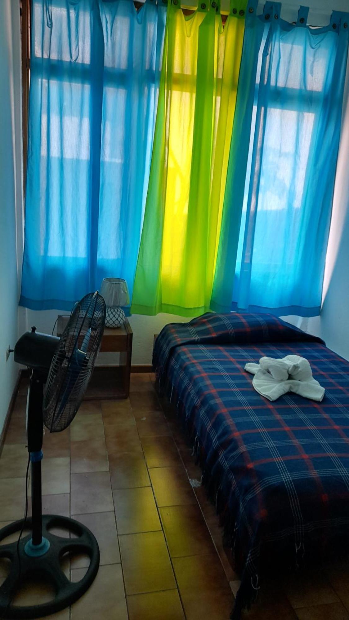 El Paraiso Puerto Ayora  Habitación foto